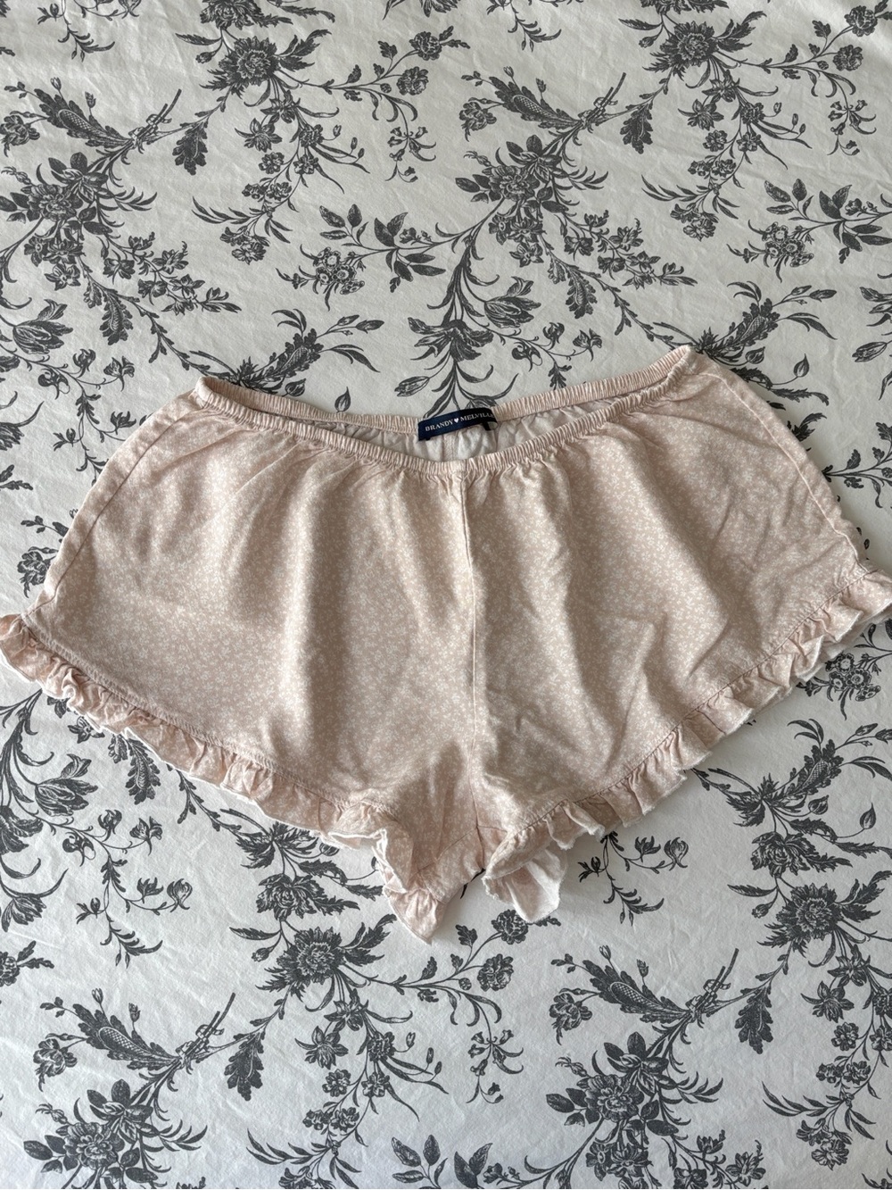 Brandy Melville Dainty Floral Ruffle Shorts